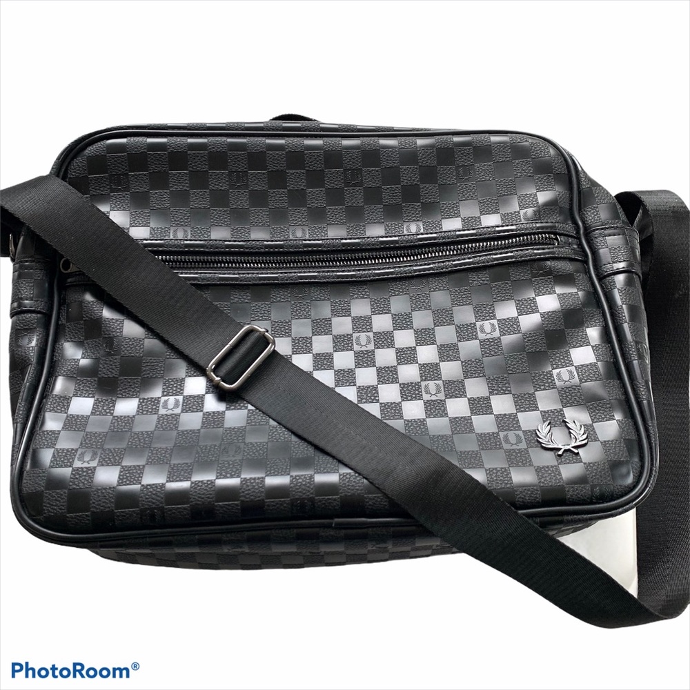 Fred Perry Vtg black check messenger bag tote